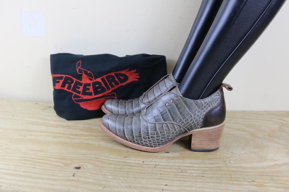 FreeBird by Steven Boots 9 Gray Brown Sadie Leather Coco Croc Western Boho